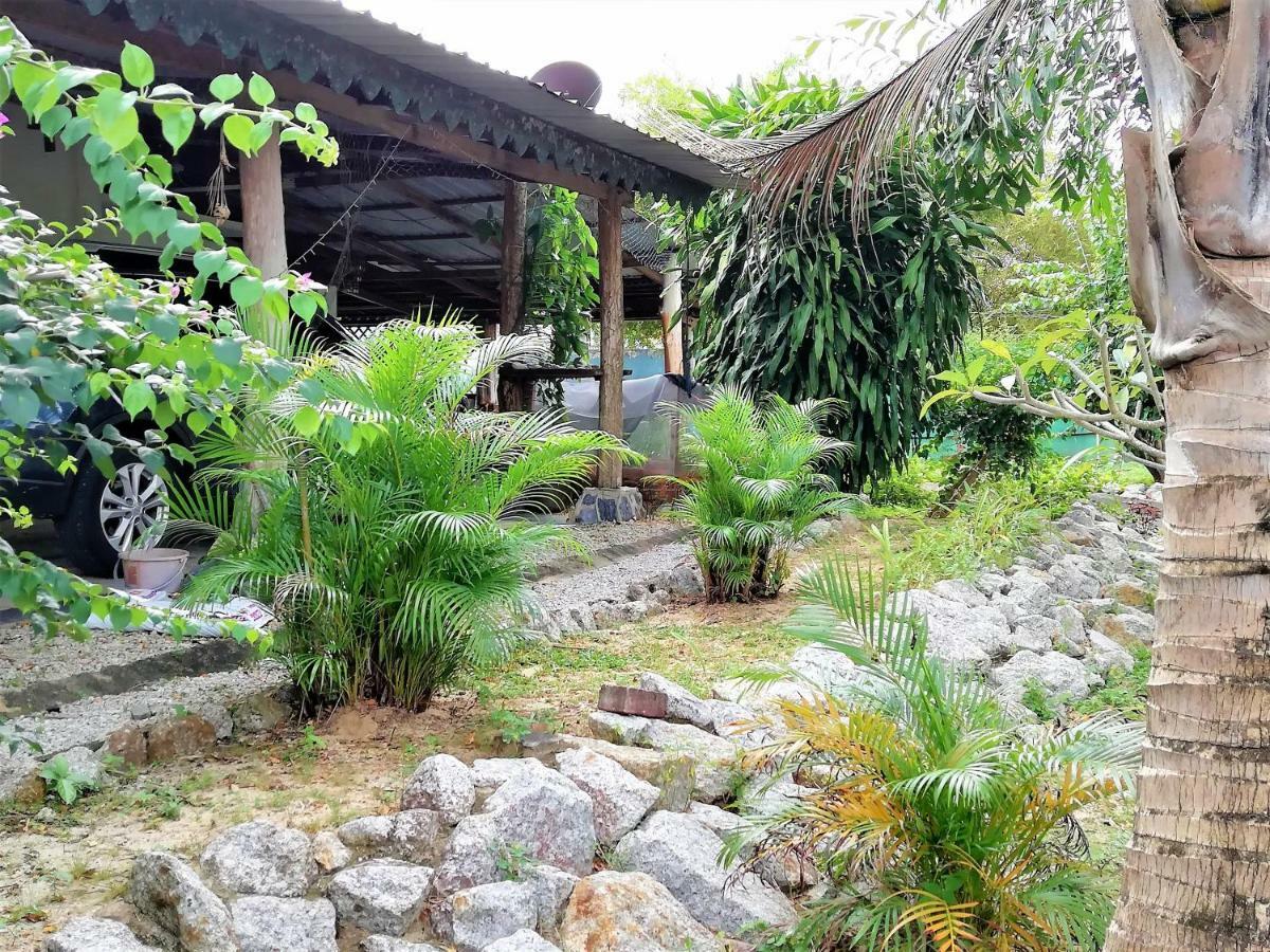 Sabandy Guesthouse Kuah Eksteriør bilde